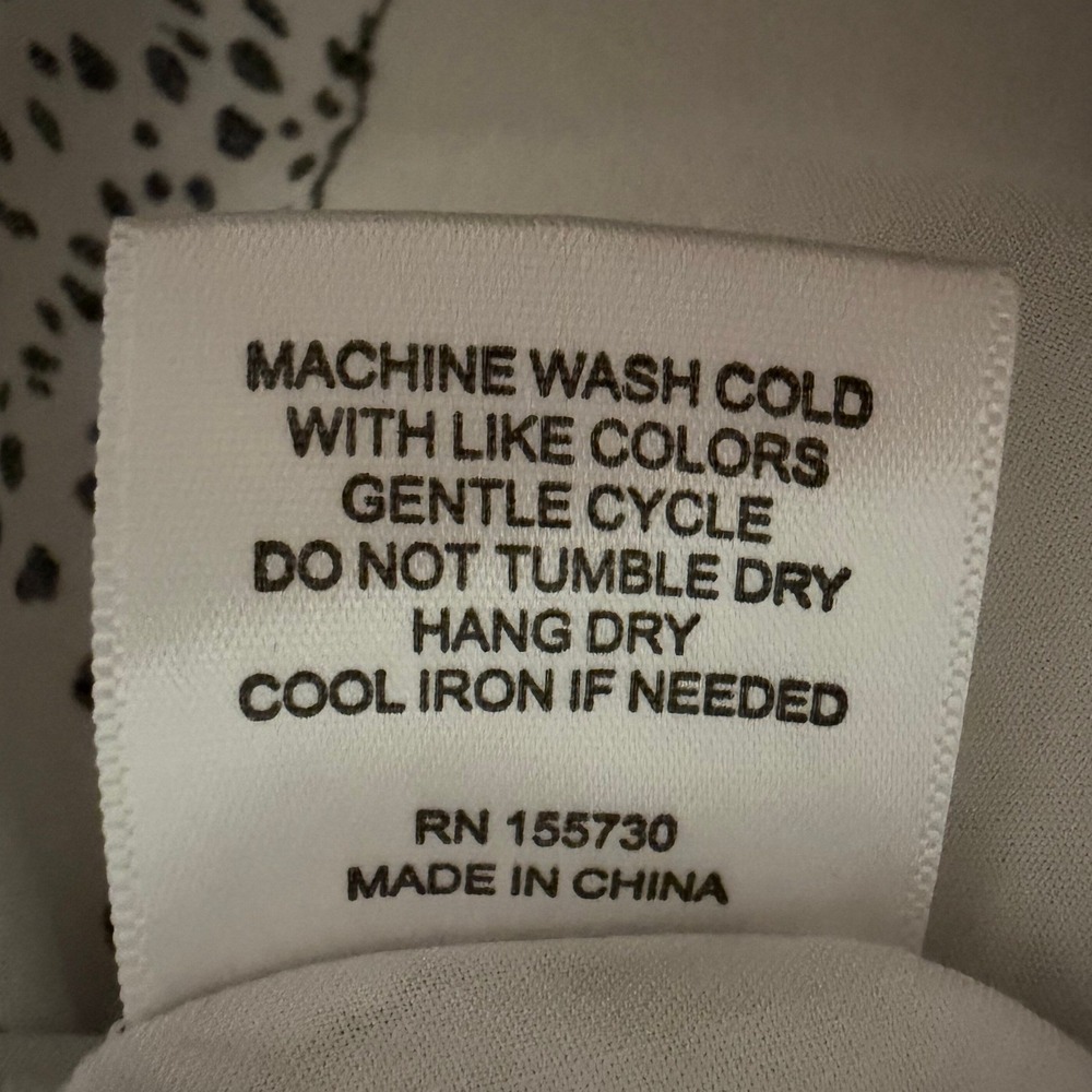 Jane + Delancey Women's L Tiger Cheetah Print Button Down Shirt White Black 2147 - Picture 4 of 5